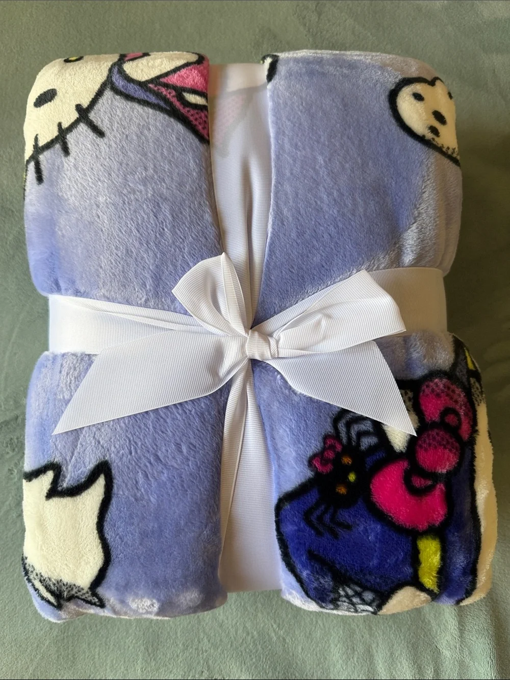 Hello Kitty Plush Throw - Lavender, Pink & White